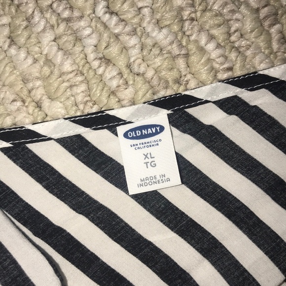 Old Navy striped tank top - Picture 2 of 3